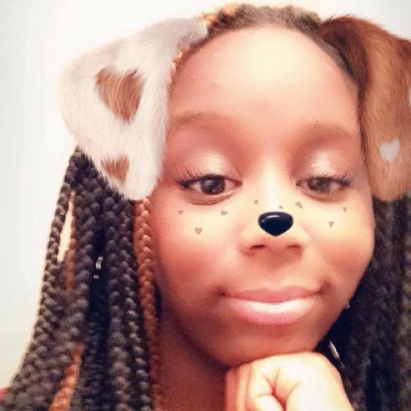 Profile Picture of Bon Appetite (@bonappetite) on Poshmark
