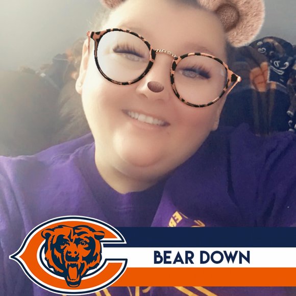 Courtney Delpierre - Poshmark Profile Picture of Courtney Delpierre (@cjpotter987) on Poshmark