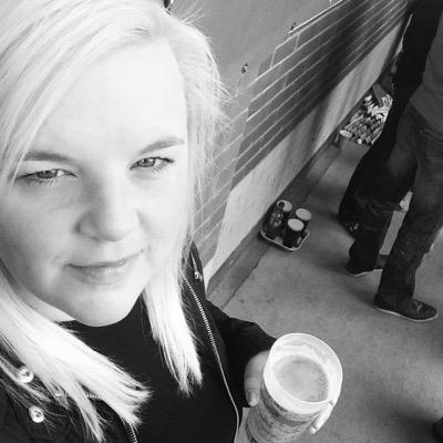 Lisa Rowles - Twitter Profile Picture of Lisa Rowles (@purplegurkin) on Twitter