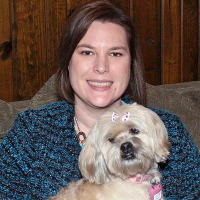 Profile Picture of Leann Reid (@ZoeyTherapyDog) on Twitter