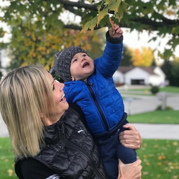 Profile Picture of Kim Baragar (@kbaragar) on Poshmark