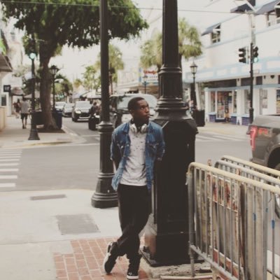 Quentin Warren - Twitter Profile Picture of Quentin Warren (@legendof2022) on Twitter