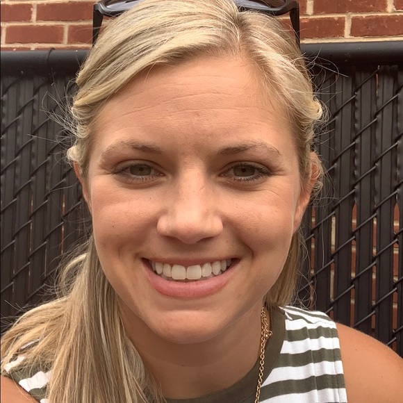 Profile Picture of Kayla Willingham (@willinghamkla) on Poshmark