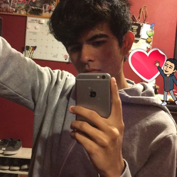 Profile Picture of Gabriel Lazcano (@lazcanog103) on Poshmark