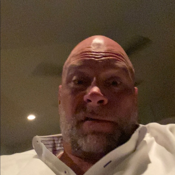 Brian Rodeno - Poshmark Profile Picture of Brian Rodeno (@brianrodeno) on Poshmark