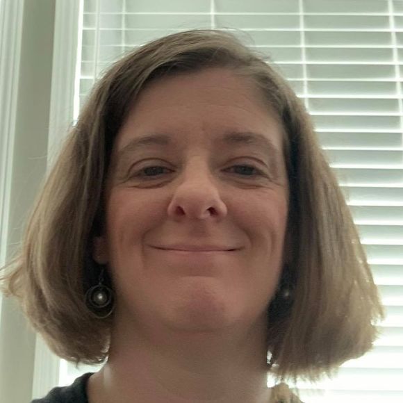 Profile Picture of Melissa Blankenship (@melissablank332) on Poshmark