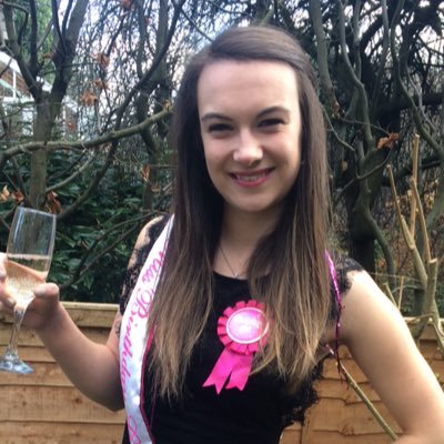 Profile Picture of Anna Stembridge (@AnnaStembridge) on Twitter
