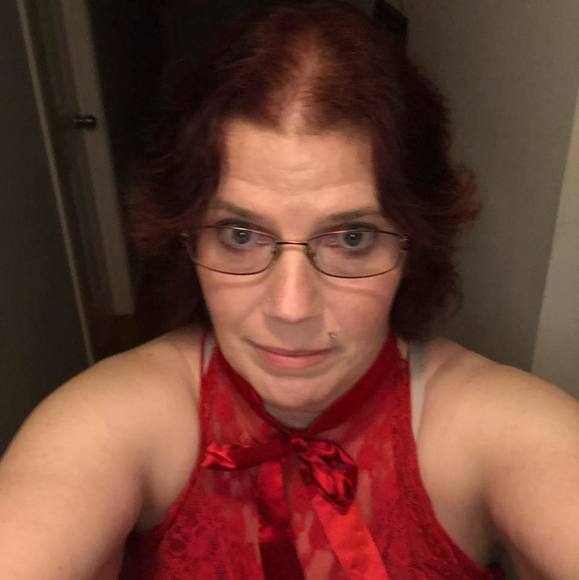 Audrey Leveille - Poshmark Profile Picture of Audrey Leveille (@audrey_leveille) on Poshmark