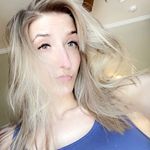 Profile Picture of Eiryn Muzikowski🍀💚🌹🎶 (@muzikowskie) on Instagram