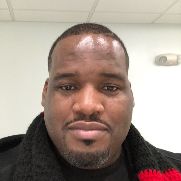 Profile Picture of Brian Carter (@bcarter251) on Poshmark