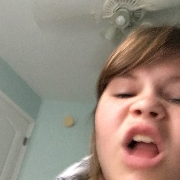 Profile Picture of Mikaylah Gable (@kk_gable) on Poshmark