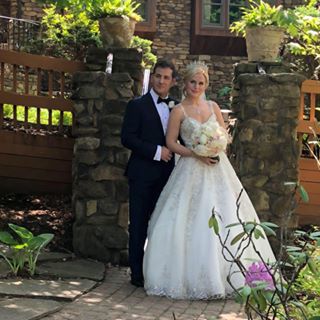 Profile Picture of Far Sam (@farshid.samiei) on Facebook