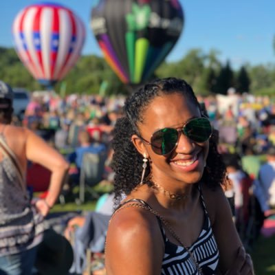 Profile Picture of Christine Roundtree (@croundtr33) on Twitter