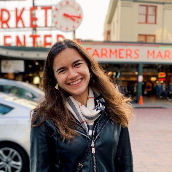 Profile Picture of Joelle Burkhardt (@joelleburkhardt) on Poshmark