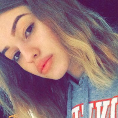 Profile Picture of Madalina Stoia (@MadalinaDianaSt) on Twitter