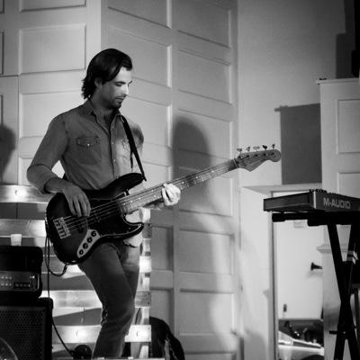 Profile Picture of Joseph Dickey (@Jdickeybass) on Twitter