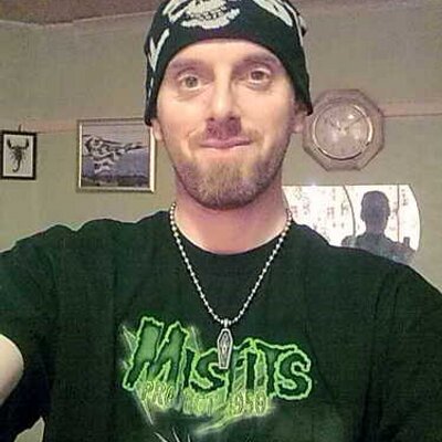 Profile Picture of BARRY WALMSLEY (@BIKERBAZ78) on Twitter
