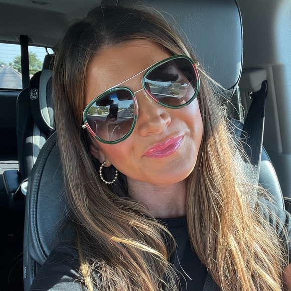 Profile Picture of Brittany Warner (@brittwarner3) on Poshmark