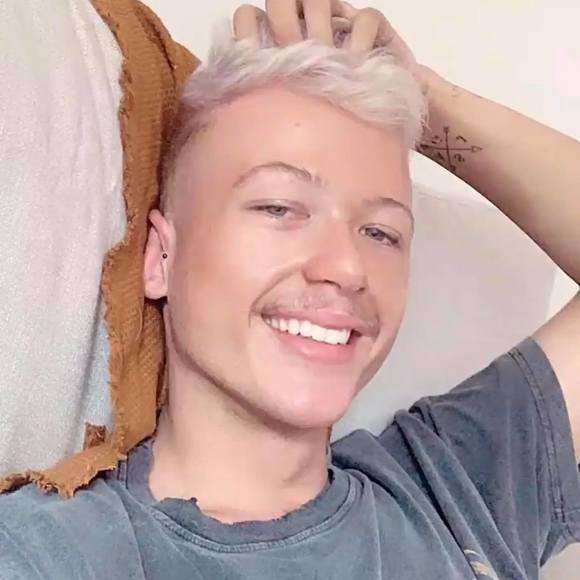 Profile Picture of John Harney (@j_harney) on Poshmark