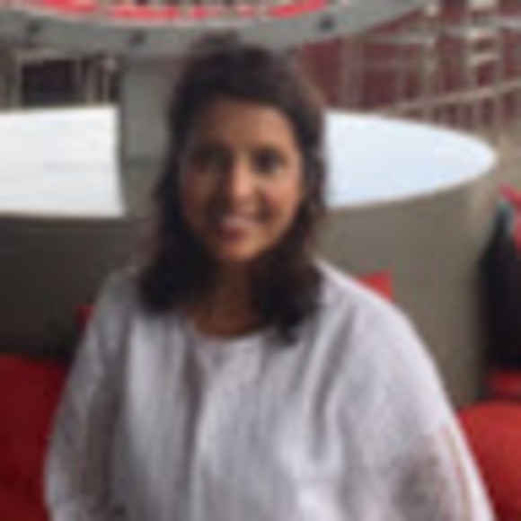 Profile Picture of Munira Syeda (@muniras422) on Poshmark