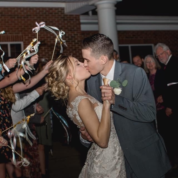 Courtney Dorminy - Poshmark Profile Picture of Courtney Dorminy (@courtneydorminy) on Poshmark