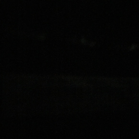 Profile Picture of Jun Su (@juncoemp) on Poshmark