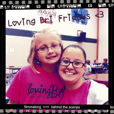 Profile Picture of Diane Holtzclaw (@LilMomma1222) on Twitter