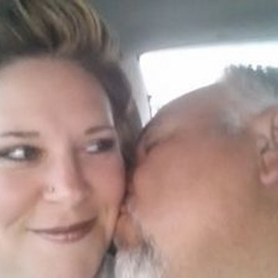 Profile Picture of Nicole Shinebarger (@NickiShine) on Twitter