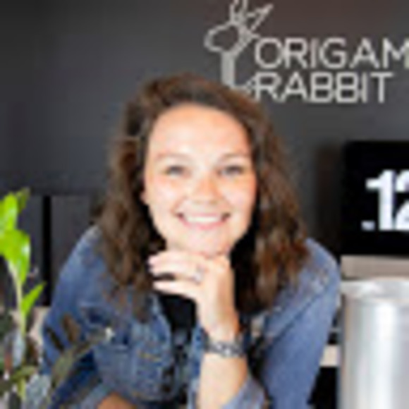 Profile Picture of Mackenzie Daniels (@haagmackenzie) on Poshmark