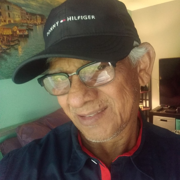 Profile Picture of Pablo Barberis (@pablitobar49) on Poshmark