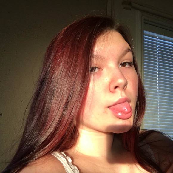 Profile Picture of Chasity Richardson (@chasityricha877) on Poshmark