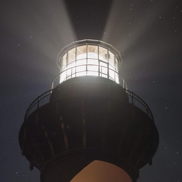 Profile Picture of Cindy Loudermelk (@coachmelk) on Poshmark