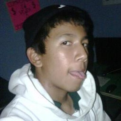 Profile Picture of Alexander Napoles (@alexandernapol4) on Twitter