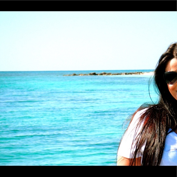 Jennifer Borstad - Poshmark Profile Picture of Jennifer Borstad (@lovelyjen14) on Poshmark