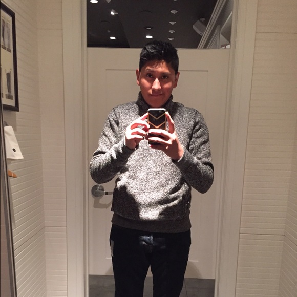 Profile Picture of Brian Juarez (@iiiviixv) on Poshmark