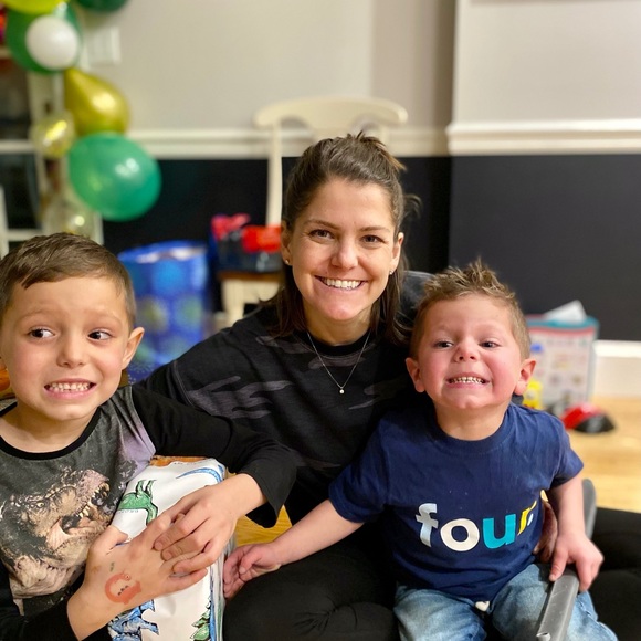 Profile Picture of Beth Millian (@b12millian) on Poshmark