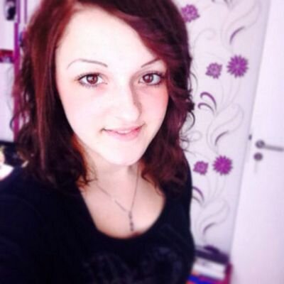 Profile Picture of Juliana Kremer (@JulianaKremer) on Twitter