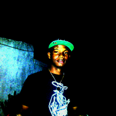 Profile Picture of DAVE JASMIN.B (@BDavehouse) on Twitter