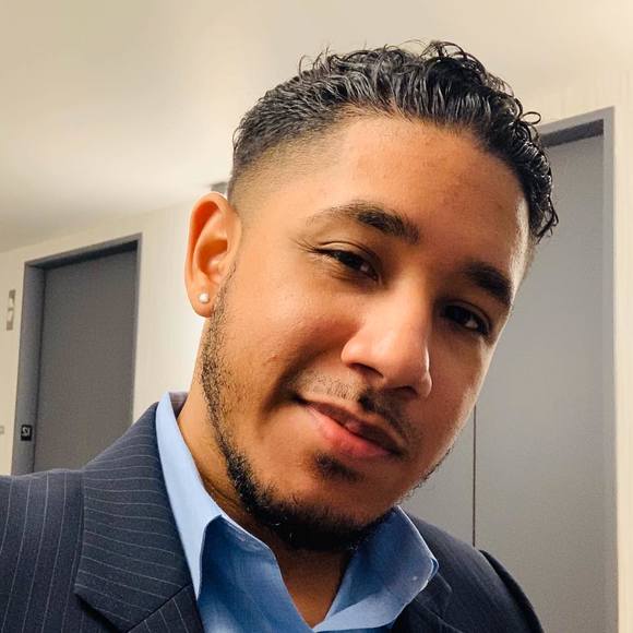Profile Picture of Carlos Collado (@jrcollado1292) on Poshmark