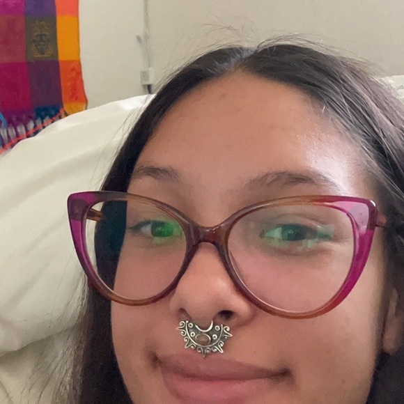 Profile Picture of Isabel Sullivan (@cheldorado) on Poshmark