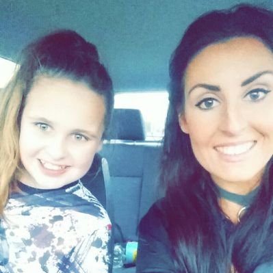 Profile Picture of Stacey Millar (@PrezliLeigh) on Twitter