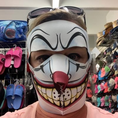 Profile Picture of Candylynn (@rockspocks) on Twitter