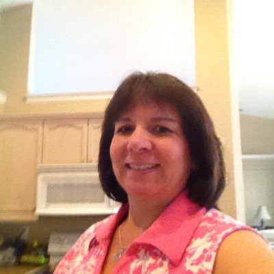 Profile Picture of Diane Jacobitti (@DiJac13) on Twitter