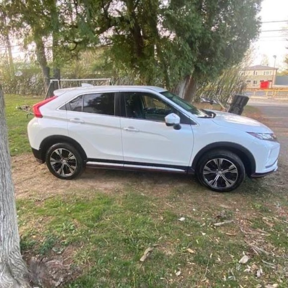 Profile Picture of Brandon Gilbert (@brandongilbe512) on Poshmark