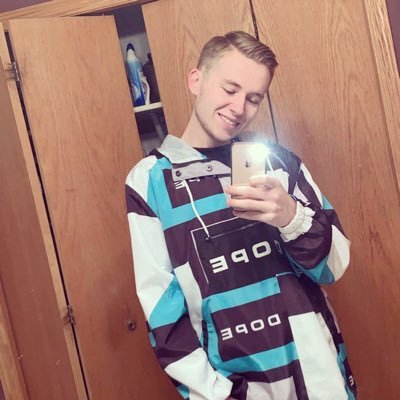 Profile Picture of Jake Sperry (@SperryJake) on Twitter
