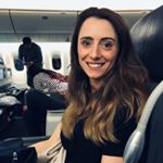 Profile Picture of Lauren (@laurenhoude) on Instagram