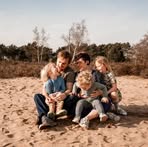 Profile Picture of Eef Van Leeuwen (@eefvanleeuwen) on Facebook