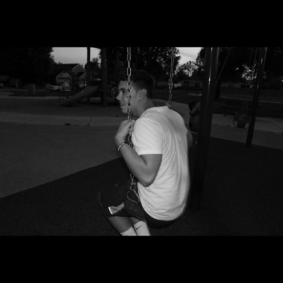 Profile Picture of Connor Carr (@connor_carr73) on Poshmark