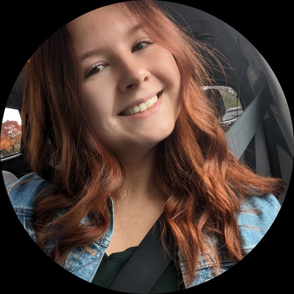 Profile Picture of Emily Daldine (@emilydaldine) on Poshmark