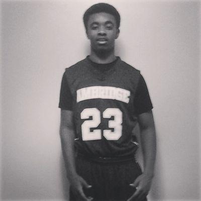 Profile Picture of Dream Chaser (@Eric_Revis) on Twitter